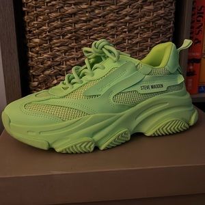 Steve Madden Possession Sneakers Women’s Size 9